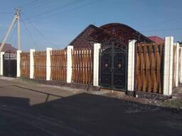 Продается дом в ж/м Арча-Бешик ( Центр) 9 соток ( по документам 8). От Южной Магистрали 60