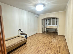 Продается светлая и просторная 1-комнатная квартира