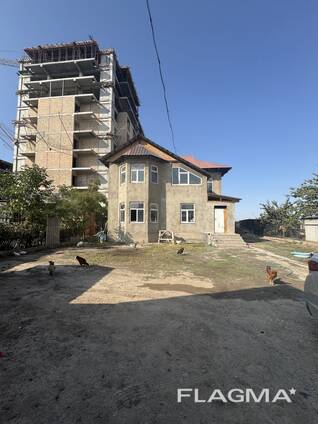 Продаю дом, первая линия, цена 350.000 долларов