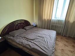 Продаю спальный гарнитур 0550511555