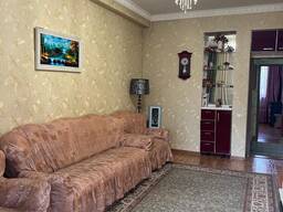 Сдаю 2-ком. квартиру в элитном доме, ул. Панфилова / Боконбаева 0556881178