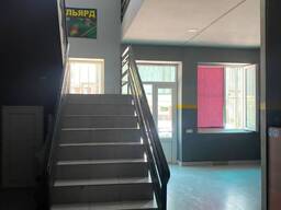 Срочно! Продается действующее коммерческое 3х этажное здание вдоль дороги.